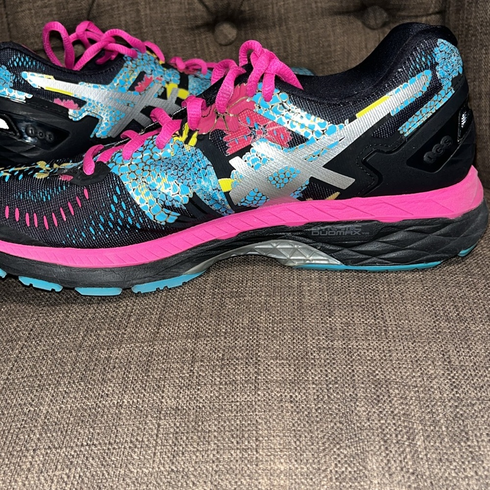 ASICS Gel-Kayano Women's Floral Athletic Shoes - Black, Pink, Blue size 8 - Picture 7 of 11